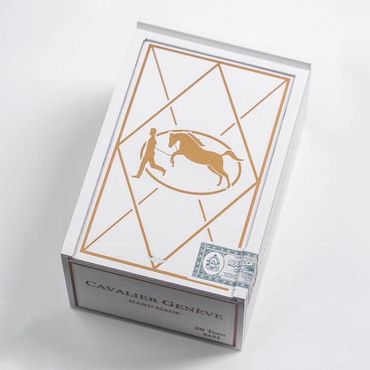 Cavalier White Series Toro - BOX